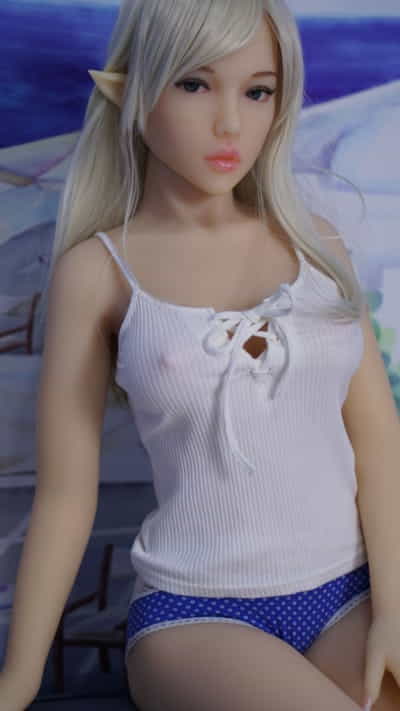 Used Sex Doll  Doll Forever 146cm. (4'10