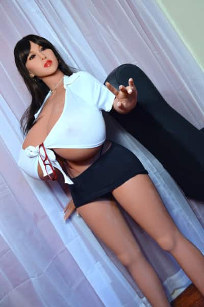 Used Sex Doll  YL Doll 150cm. (4'11